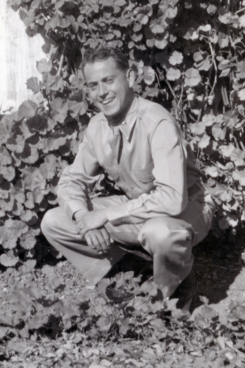 UnkOfficer2ProbAlgeria