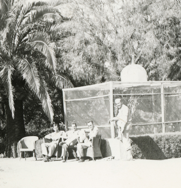 Hagelshaw-photo-of-Warren-Stanbro-poss-Carlson-Ponton