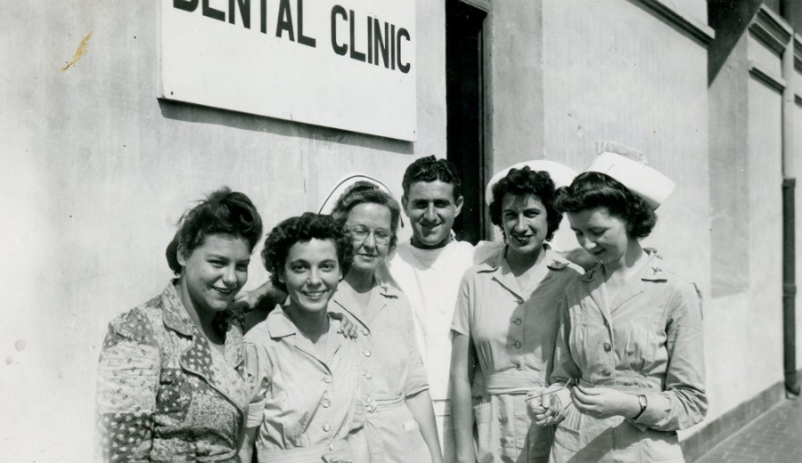 Weiner-Album-014-nurse-group