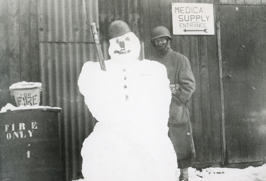 Ruby-Milligan-Photos-032-snowman